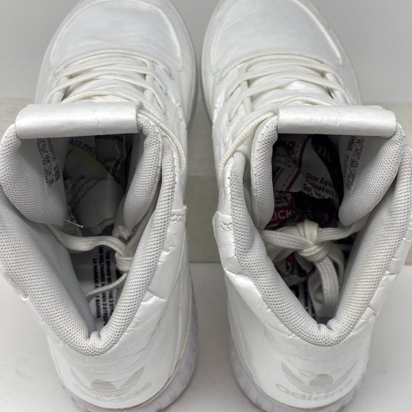 Adidas Womens Tubular Invader 2.0 Decon Triple White shoes BB2073 EUC - Picture 14 of 15